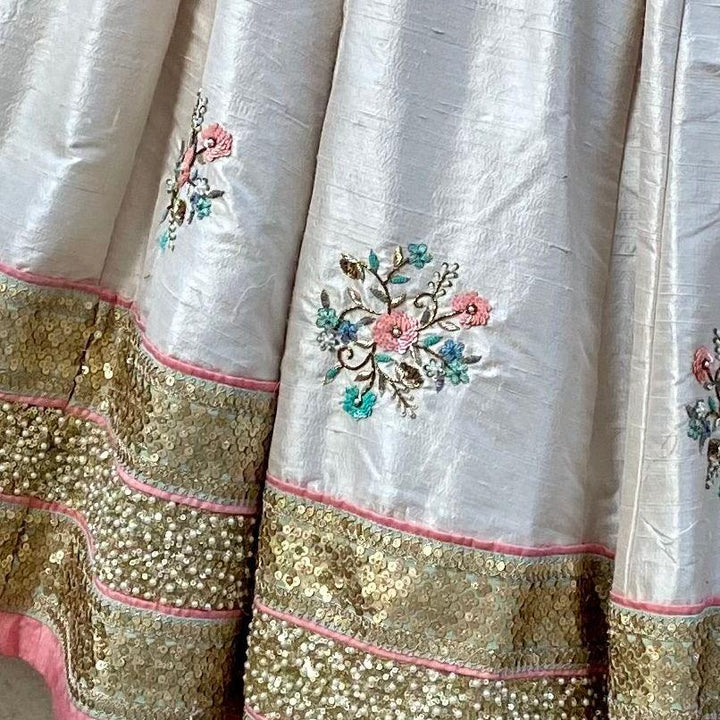 Ivory Raw Silk Lehenga With Floral Embroidery Priti Sahni - Fabilicious Fashion
