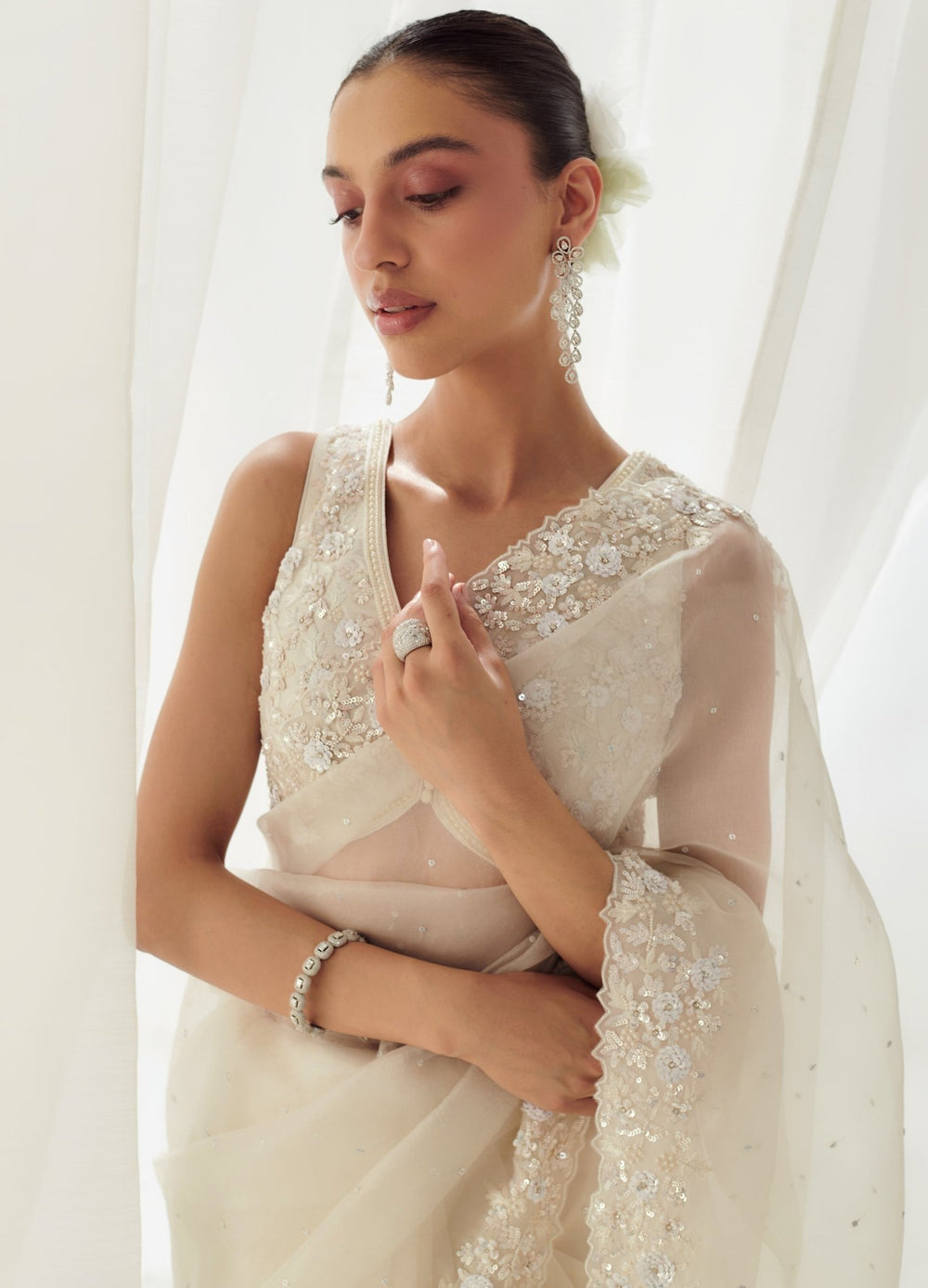 Ivory Sequined Organza Saree With Sleeveless Blouse Suhino - Fabilicious Fashion