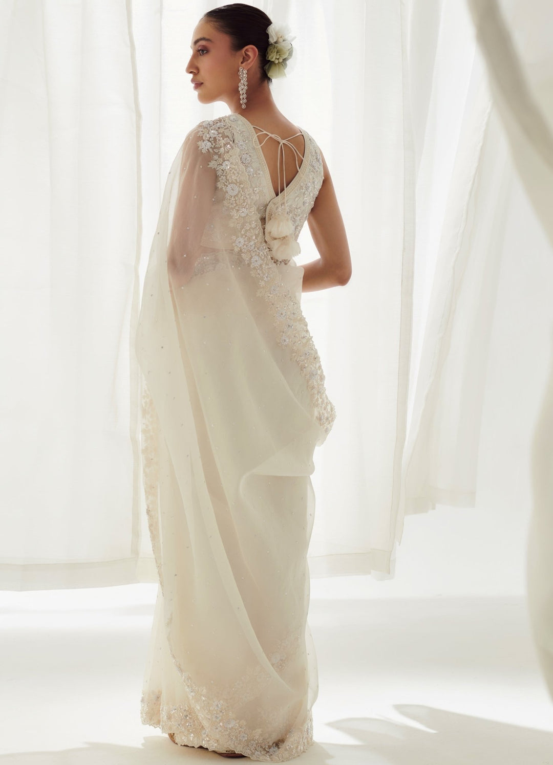 Ivory Sequined Organza Saree With Sleeveless Blouse Suhino - Fabilicious Fashion