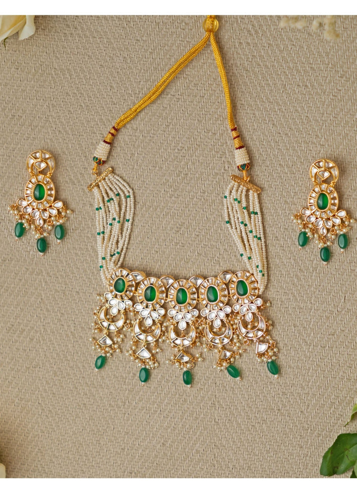 Kundan and Emerald Green Choker Necklace Set Zevar by Geeta - Fabilicious Fashion