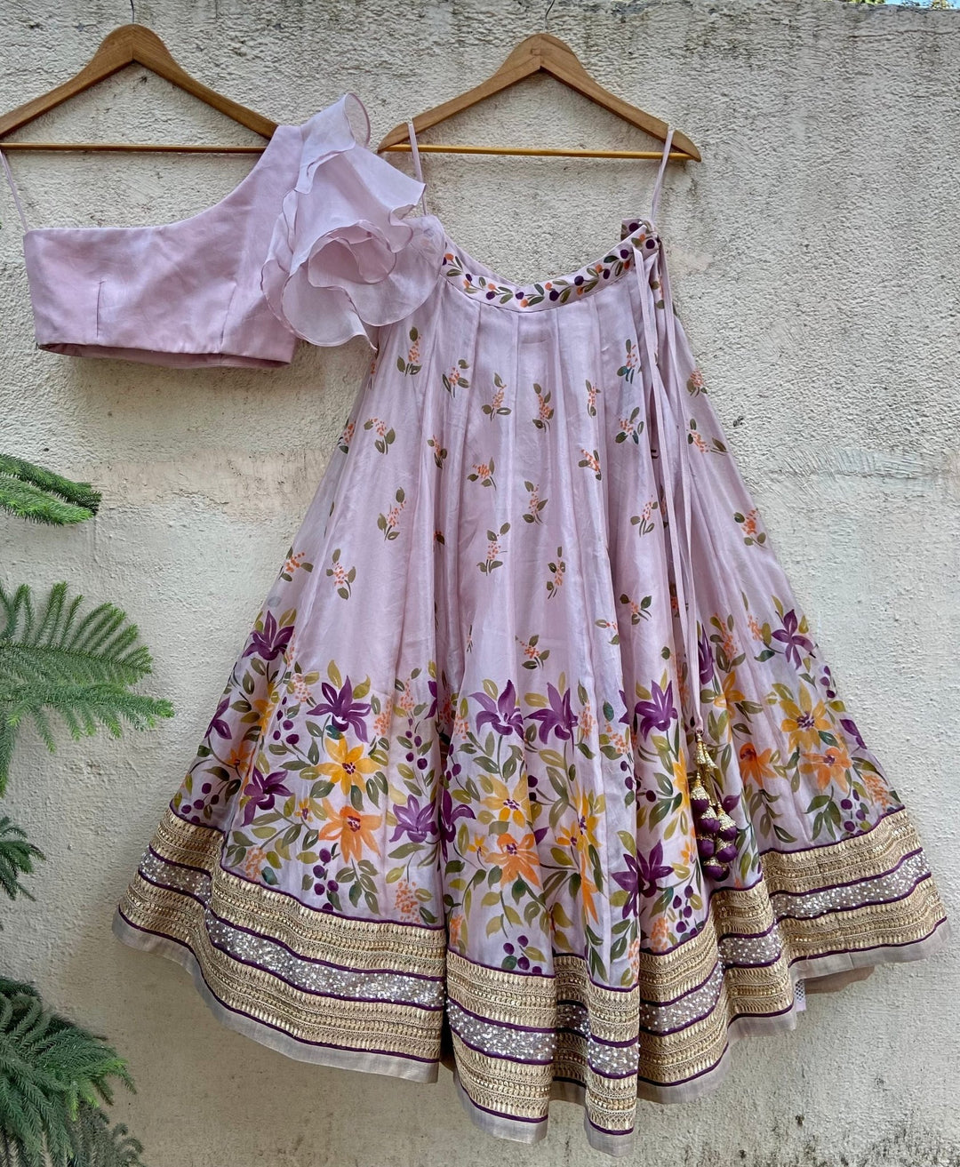 Lavender Hand Painted Dupatta with Ruffle Blouse Priti Sahni - Fabilicious Fashion