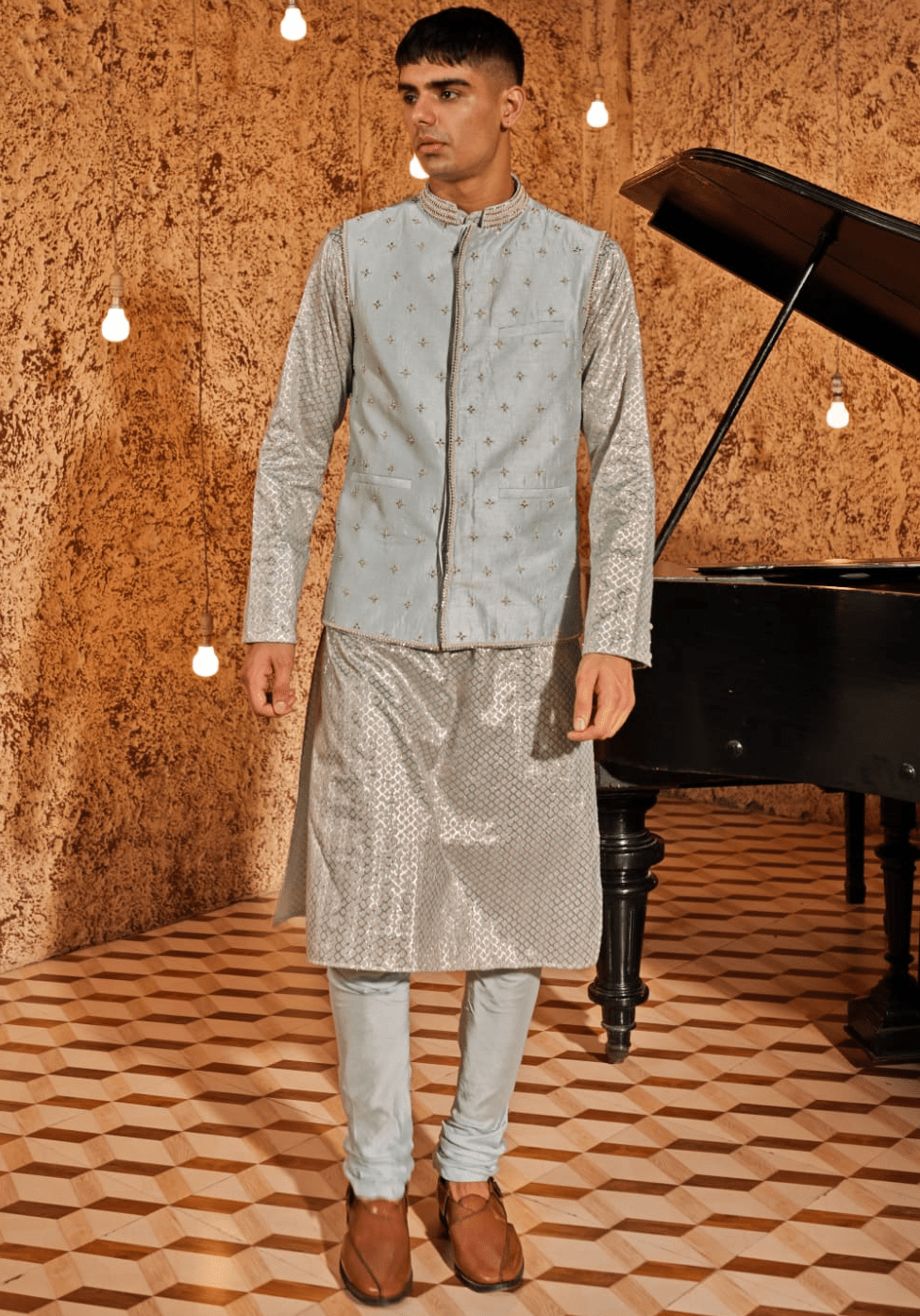 Mint Blue Embroidered Bandi Nidhika Shekhar - Men - Fabilicious Fashion