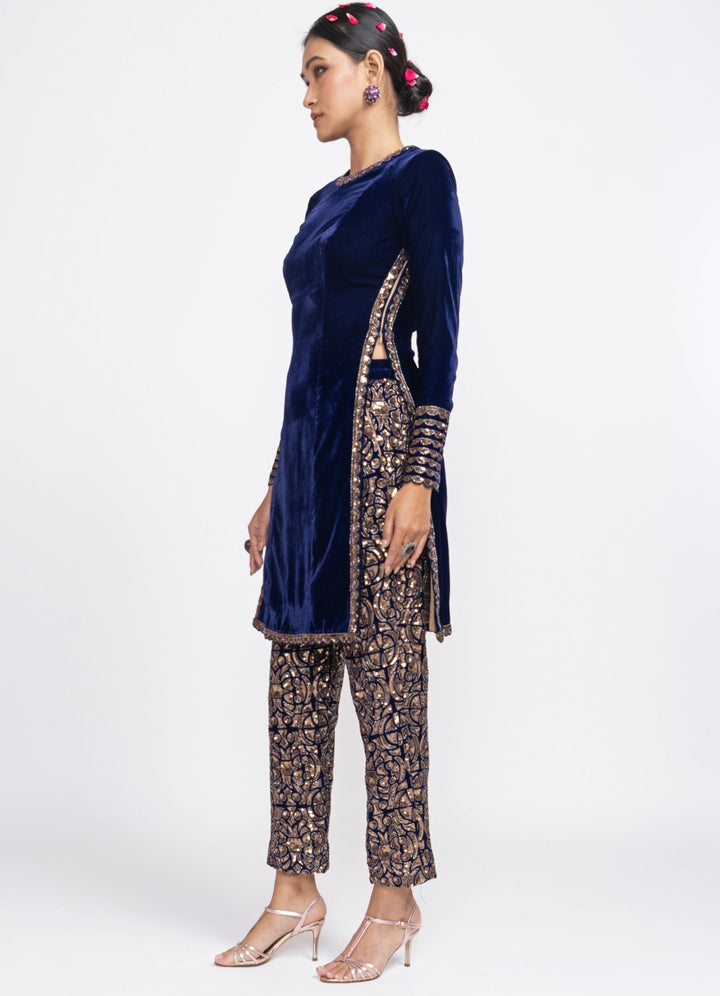 Navy Blue Velvet Kurta Set Vvani by Vani Vats - Fabilicious Fashion