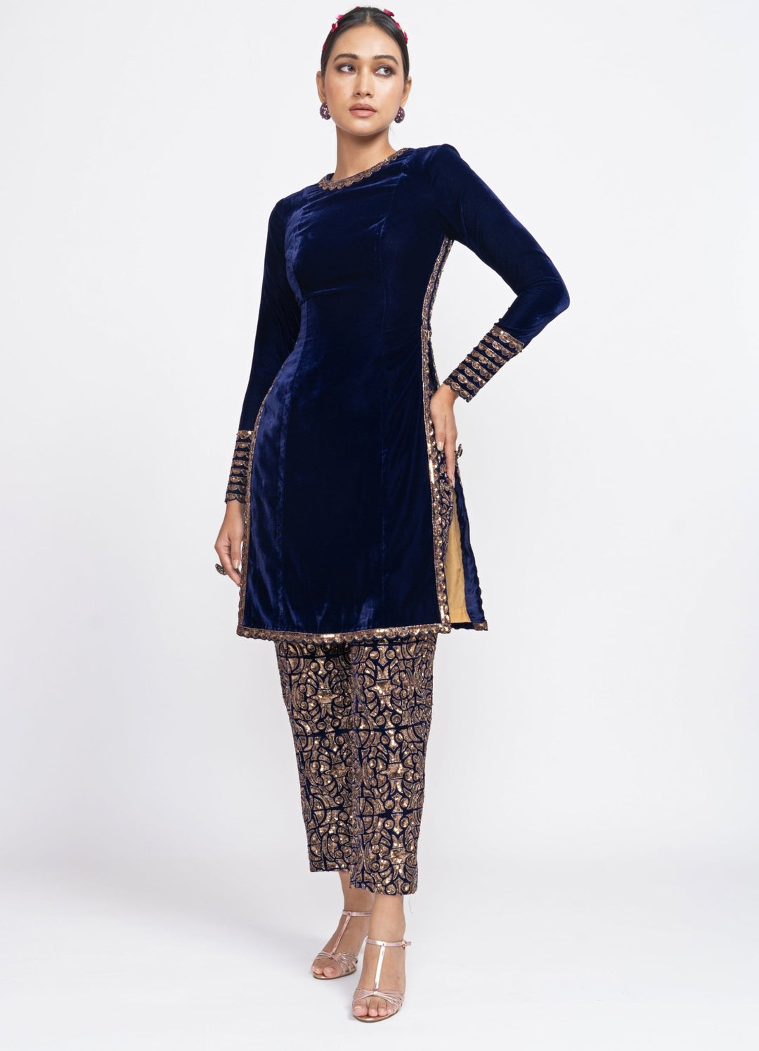 Navy Blue Velvet Kurta Set Vvani by Vani Vats - Fabilicious Fashion