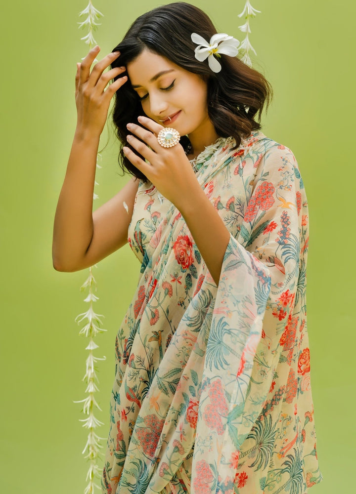 Off-White Printed Georgette Saree Set With Embellished V-Neck Blouse Redpine - Fabilicious Fashion