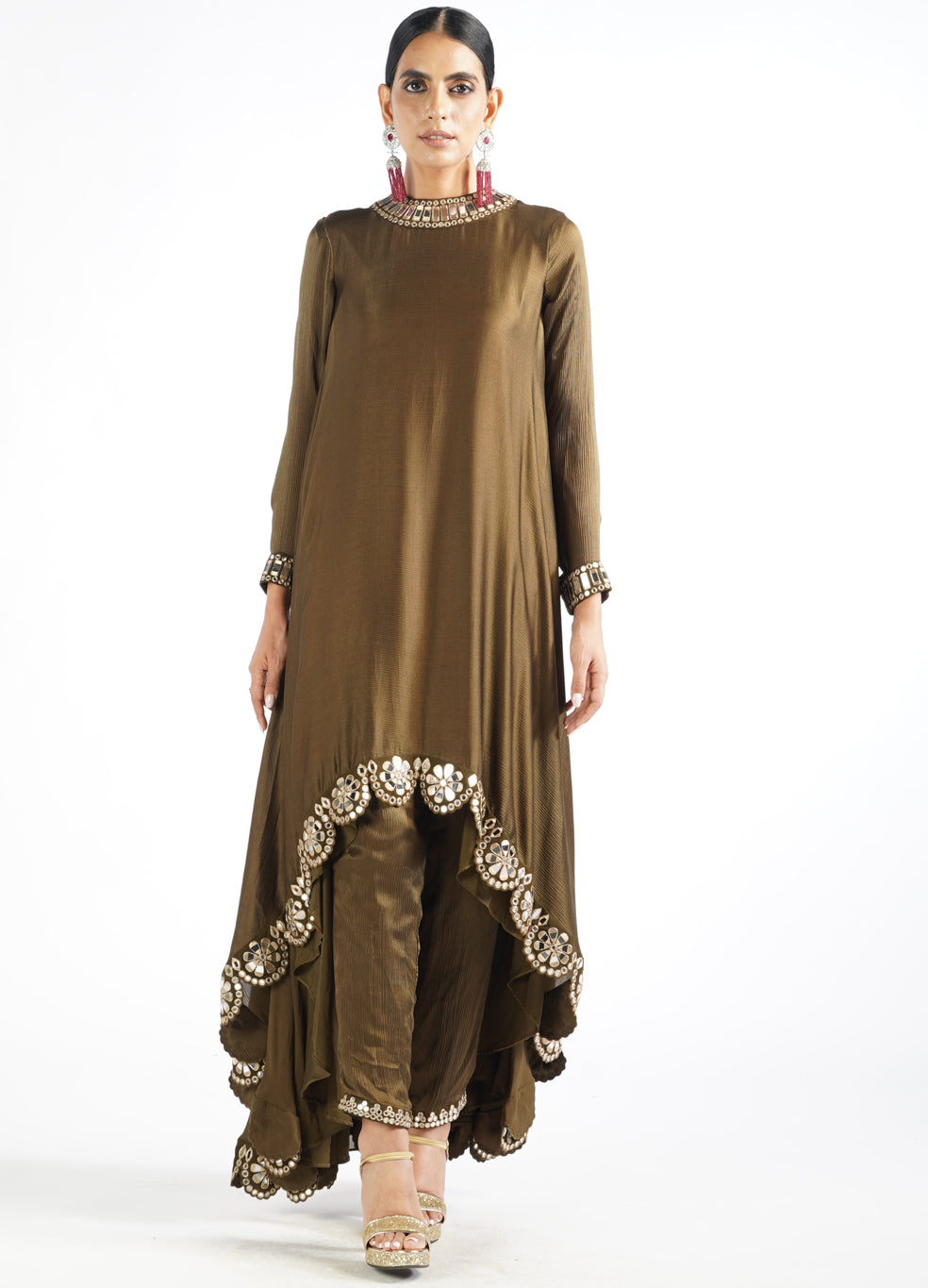 Olive Green Scallop Pant Kurta Set With Scallop Dupatta Vvani by Vani Vats - Fabilicious Fashion