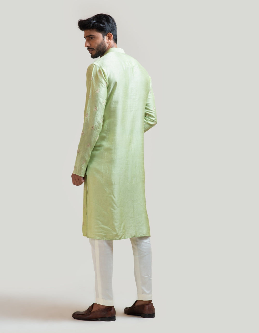 Pastel Green Embroidered Kurta Set Smriti - Fabilicious Fashion