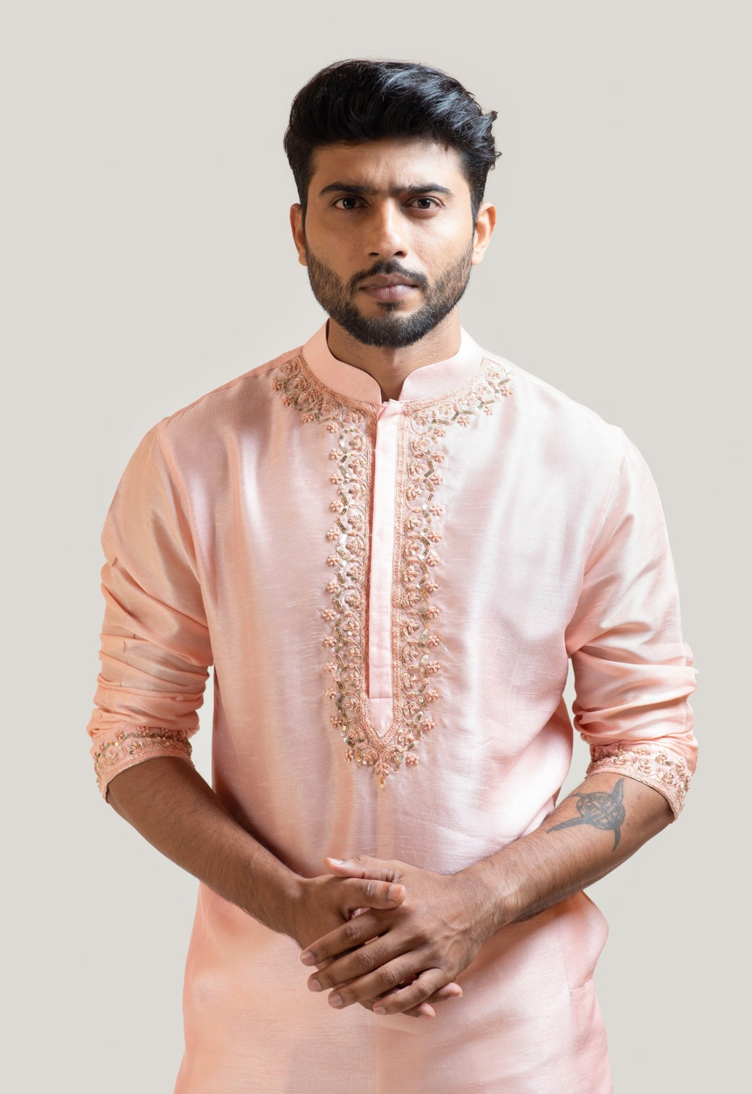 Peach Hand Embroidered Silk Kurta Set Smriti - Fabilicious Fashion
