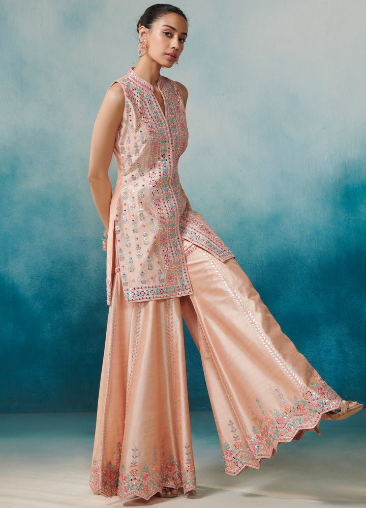 Peach Silk Kurta Set With Organza Dupatta Suhino - Fabilicious Fashion