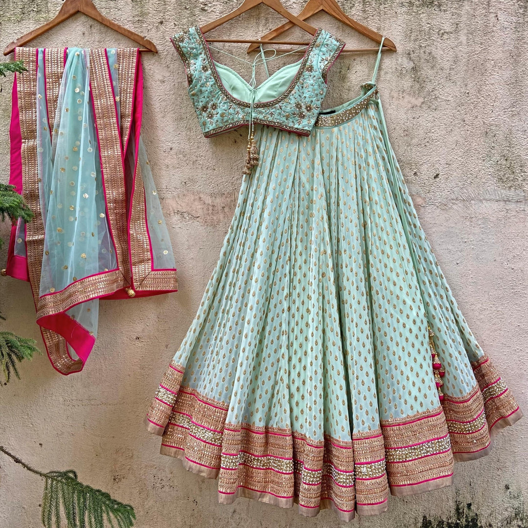 Priti Sahni Sea Green Embroidered Set M Priti Sahni Sea Green Embroidered Set M