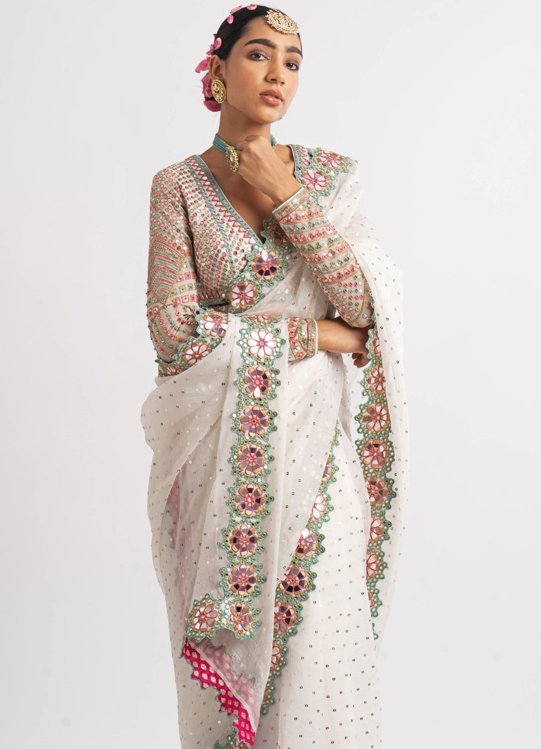 White Hand Cut Mirror Border Saree Set Vvani by Vani Vats - Fabilicious Fashion