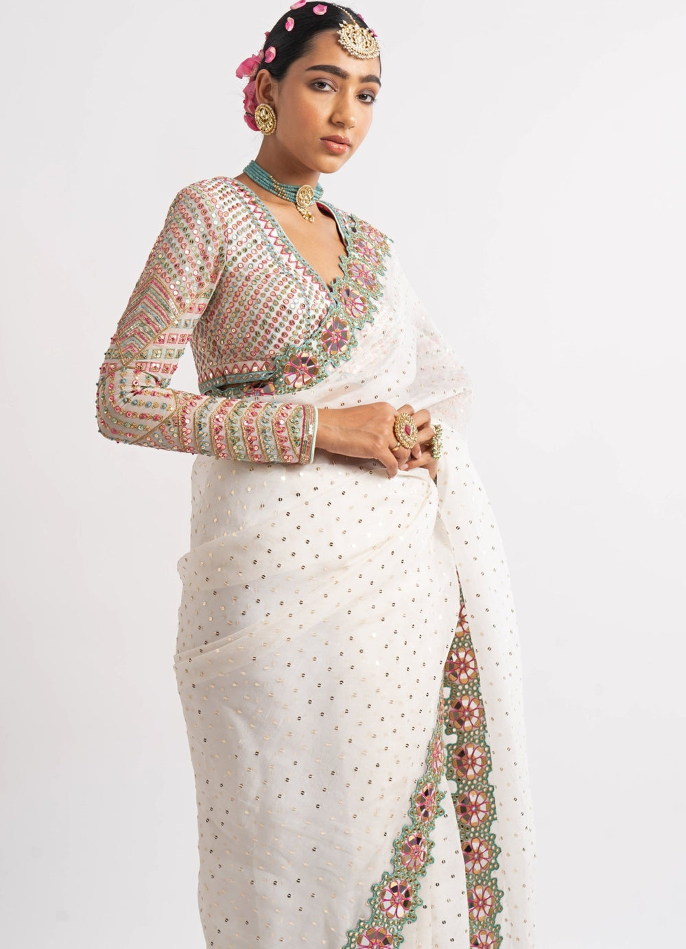White Hand Cut Mirror Border Saree Set Vvani by Vani Vats - Fabilicious Fashion